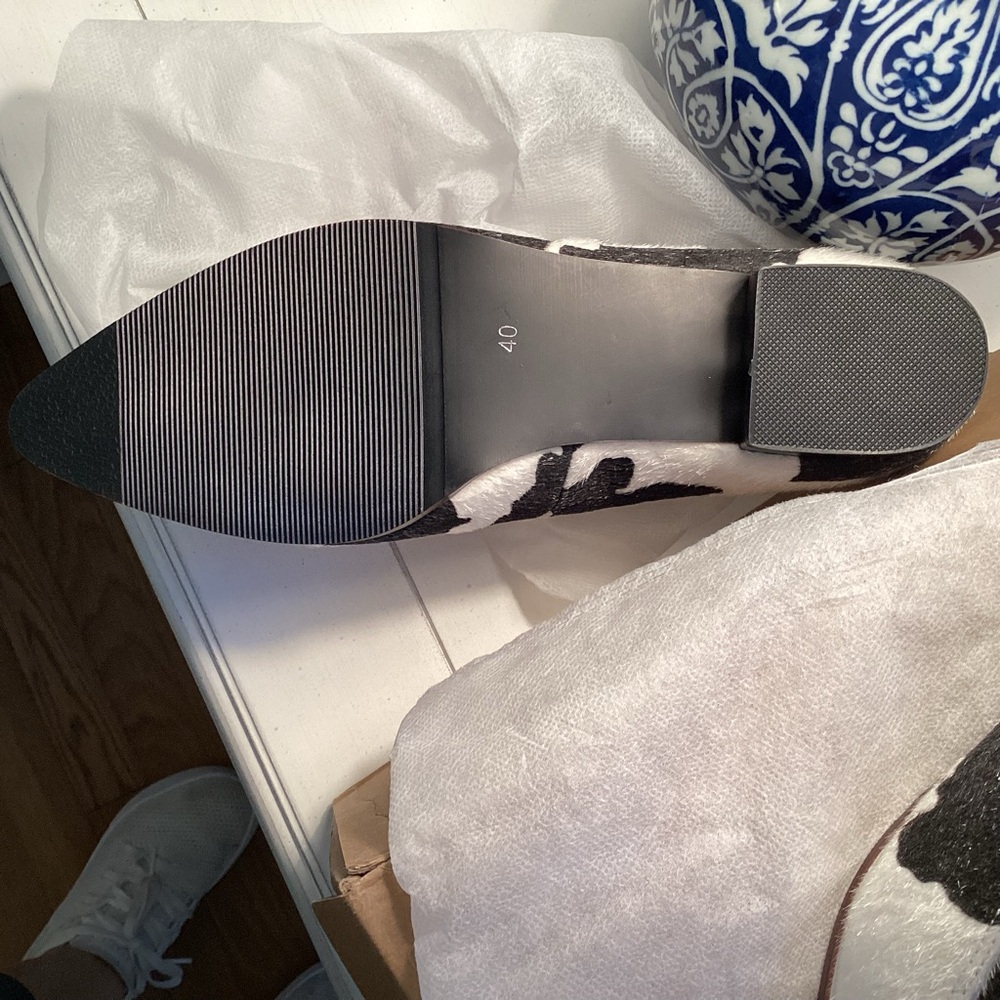 Cow Print Women's Loafers - Picture 3 of 4